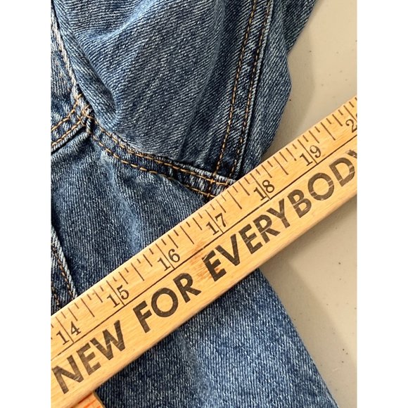 Old Navy Cropped Denim Jean Trucker Jacket Women XS Distressed Blue Chic Trendy - Picture 7 of 9